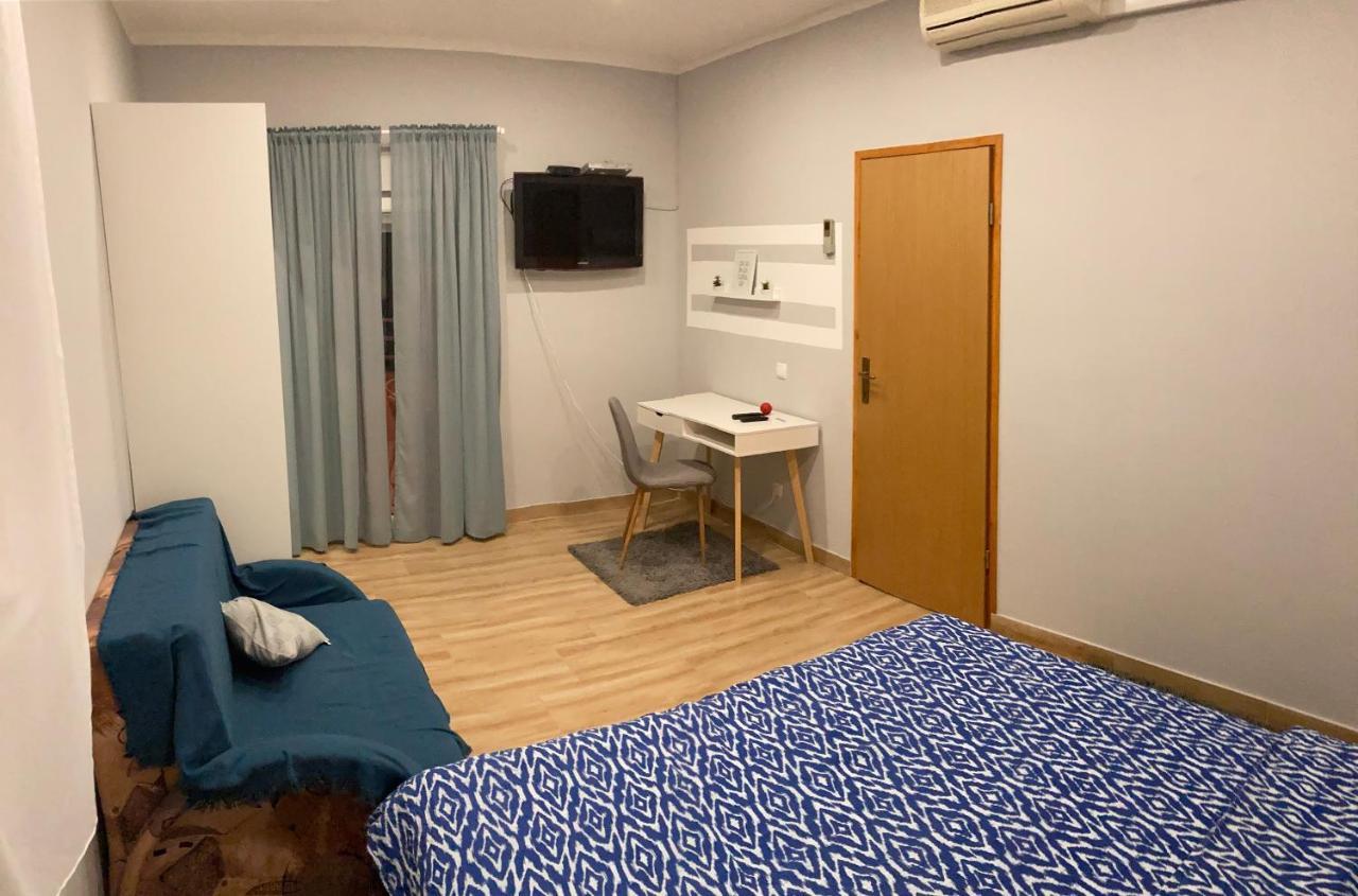 Apartman Turanj Exteriör bild
